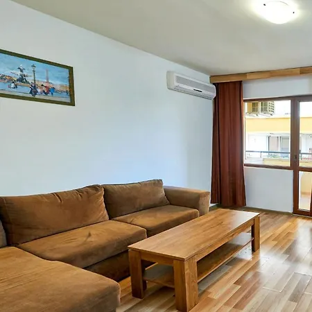 Koral Hotell