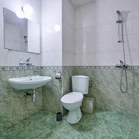 Koral Hotel 2*